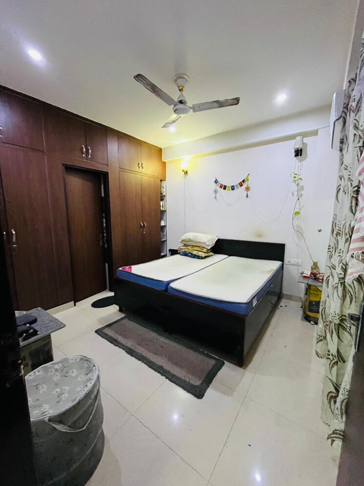 Master Bedroom, sector 40 1 Bedroom 736 Sq.Ft. Builder Floor In Sector 40 Gurgaon 9749750