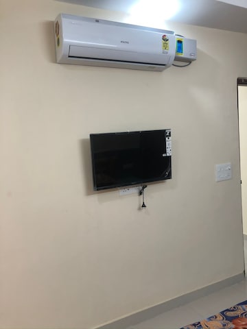 Furnished Amenities in 1 BHK Builder Floor at Sector 43 – for Rent