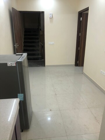 Bathroom in 1 BHK Builder Floor at Sector 43 – for Rent