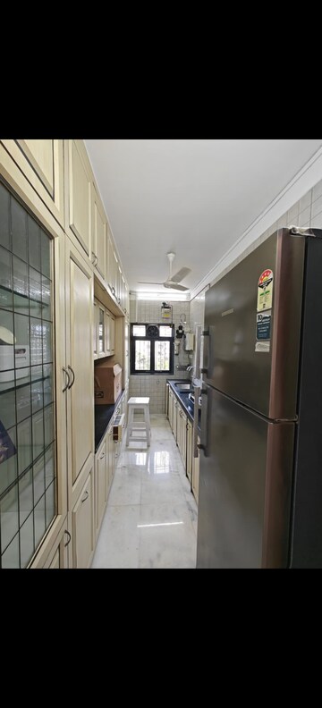 Building Lobby in 3 BHK Apartment at Felicia Apartment, Pali Hill – for Rent