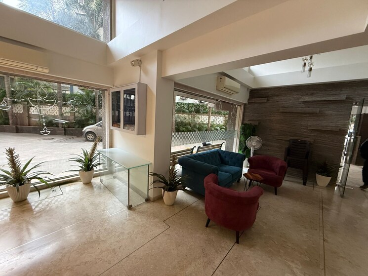  Parking, darshan-rico 4 Bedroom 1200 Sq.Ft. Apartment In Lower Parel Mumbai 9749867