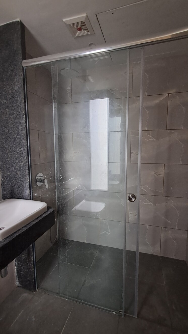 Bathroom, rustomjee-crown 4 Bedroom 2500 Sq.Ft. Apartment In Prabhadevi Mumbai 9749885