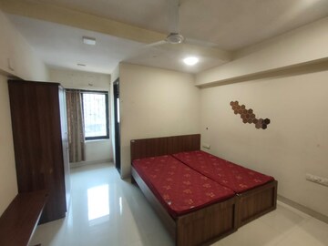 Bedroom in 3 BHK Apartment at Mamata Apartments, Prabhadevi – for Rent