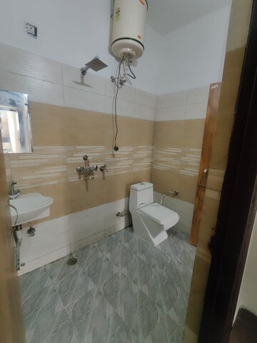 Bathroom in 2 BHK Apartment at Ambala Highway – for Rent