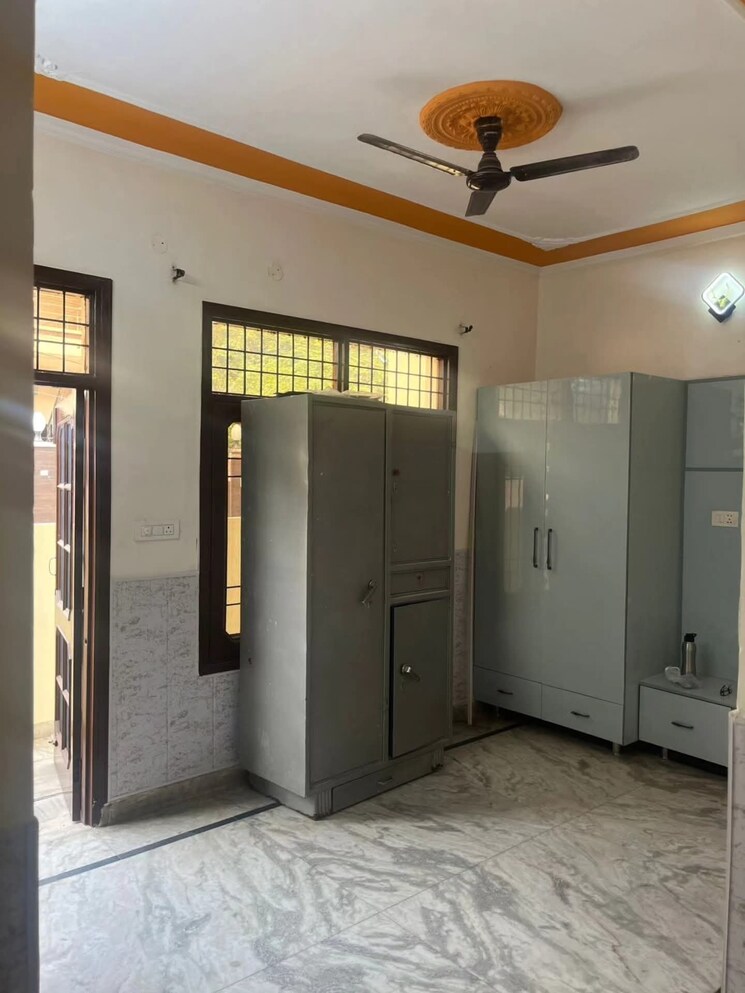 Room, kharar 2 Bedroom 98 Sq.Yd. Independent House In Kharar Mohali 9749939