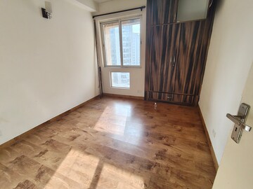 2 BHK Apartment For Rent in Jaypee Greens Kosmos, Sector 134