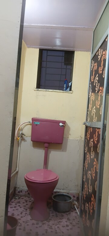 Furnished Amenities in 1 BHK Apartment at Sneha Vaibhav Apartment, Vikhroli East – for Rent