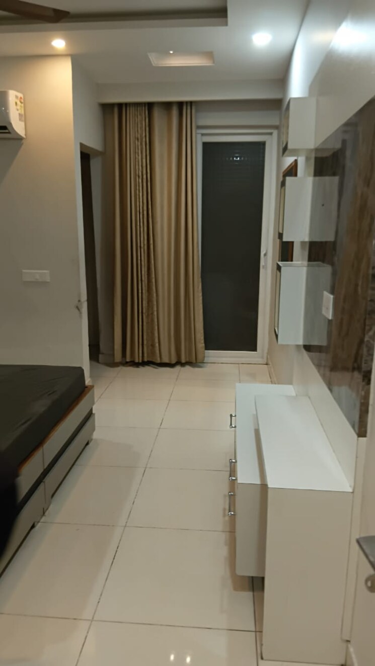 undefined, sbp-gateway-of-dreams 3 Bedroom 1600 Sq.Ft. Apartment In Dhakoli Zirakpur 9750015