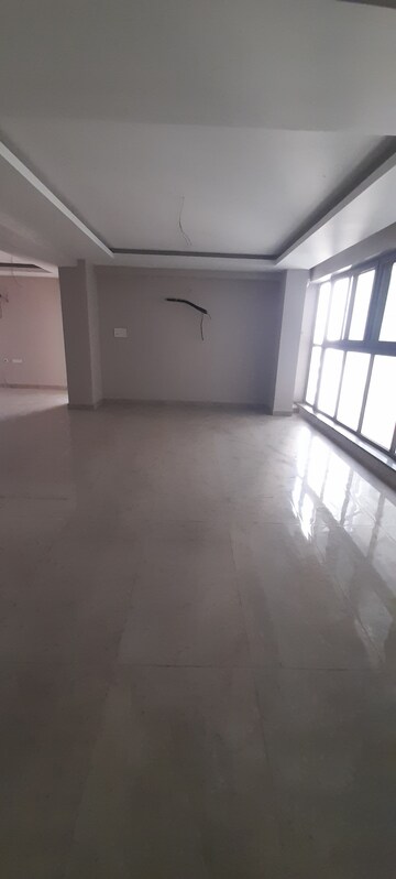 Furnished Amenities in 4 BHK Apartment at Trendset Sumanjali, Banjara Hills – for Rent