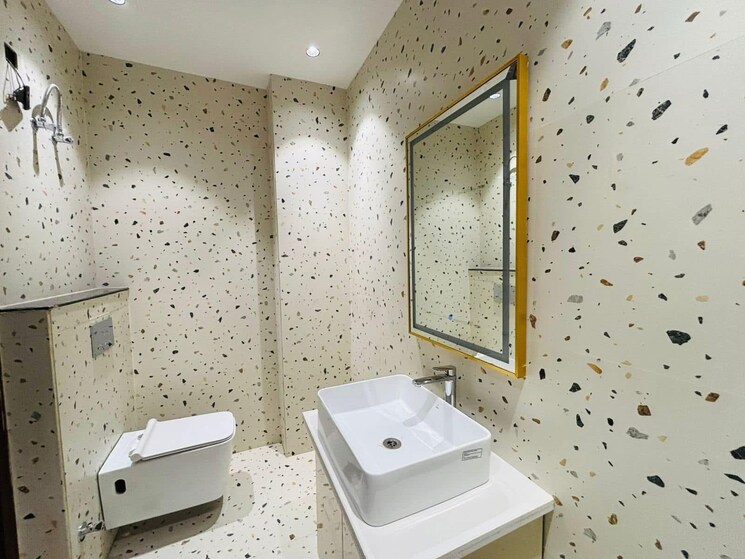 Bathroom, sector 67 4 Bedroom 2700 Sq.Ft. Builder Floor In Sector 67 Gurgaon 9750044