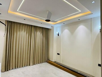 Balcony in 4 BHK Builder Floor at Sector 67 – for Sale