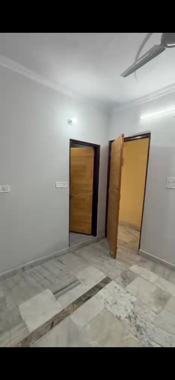 Cover Image, hari nagar 2 Bedroom 95 Sq.Yd. Builder Floor In Hari Nagar Delhi 9750047