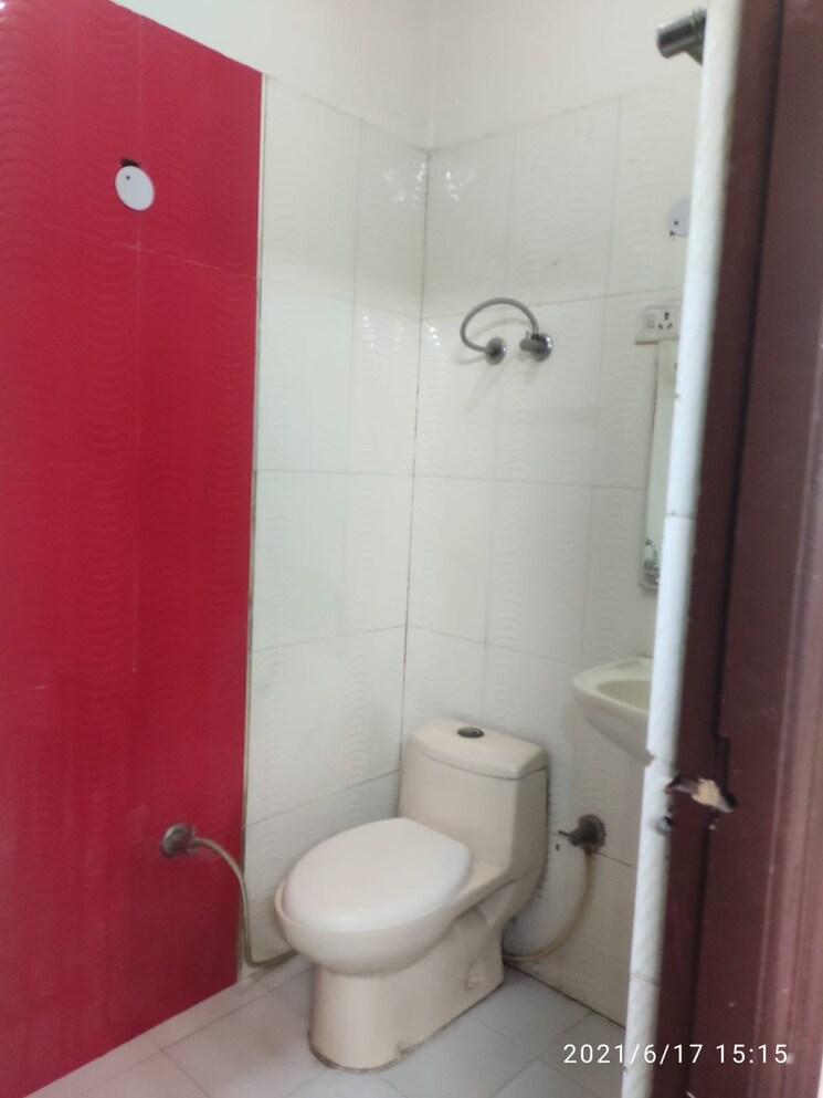 Bathroom, krishna-homes-rajendra-nagar 2 Bedroom 883 Sq.Ft. Builder Floor In Rajendra Nagar Sector 3 Ghaziabad 9750057