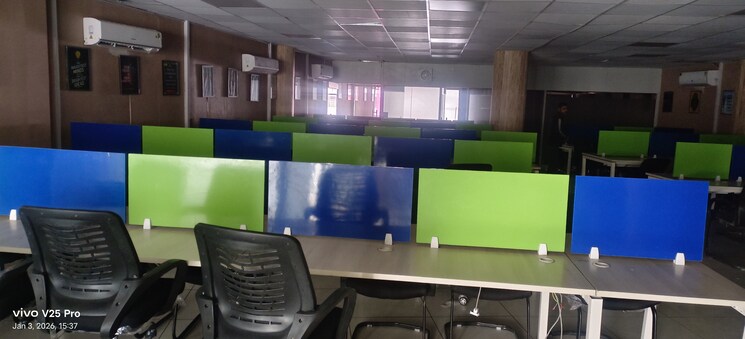 Team Area, gomti nagar Commercial Office Space 10000 Sq.Ft. In Gomti Nagar Lucknow 9750049