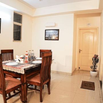 Dining area in  Pg at Gomti Nagar – for Rent