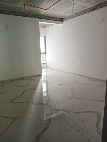 Room in 4 BHK Apartment at DSR The Classe, Narsingi – for Sale