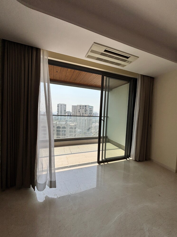 Room, rustomjee-parishram 4 Bedroom 2700 Sq.Ft. Apartment In Pali Hill Mumbai 9750193