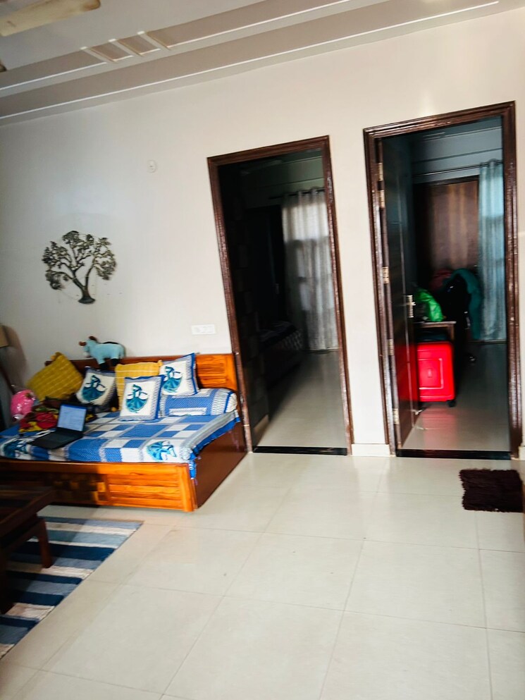 Gym, sector 41 2 Bedroom 1371 Sq.Ft. Builder Floor In Sector 41 Gurgaon 9750201