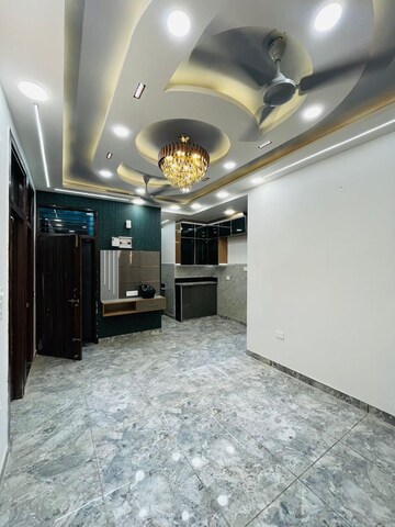 Bedroom in 3.5 BHK Builder Floor at Surya Apartments Govindpuram, Govindpuram – for Sale