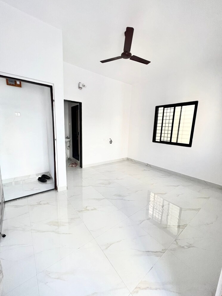 Room, madhuban-satin-brick 1 Bedroom 560 Sq.Ft. Apartment In Kharadi Pune 9750226