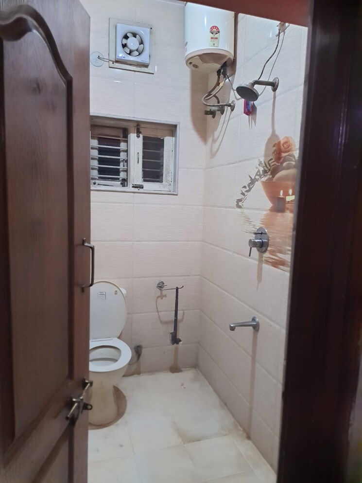 Bathroom, btm layout stage 2 2 Bedroom 1200 Sq.Ft. Builder Floor In Btm Layout Stage 2 Bangalore 9750255