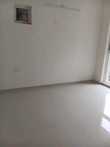 1 BHK Apartment For Rent in Raymond Ten X Habitat, Pokhran Road No Two