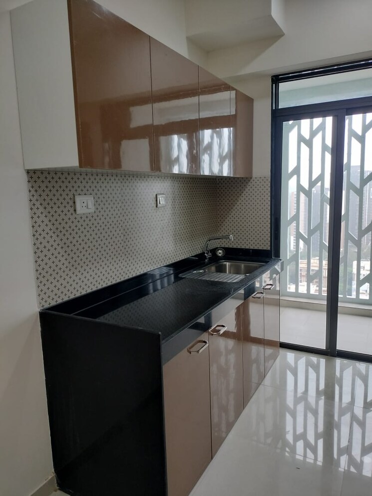 Kitchen, lodha-woods 3 Bedroom 1025 Sq.Ft. Apartment In Kandivali East Mumbai 9750377