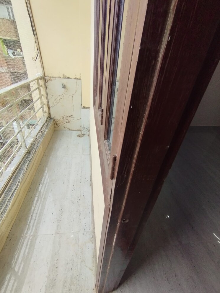 Balcony, chattarpur 1 Bedroom 480 Sq.Ft. Builder Floor In Chattarpur Delhi 9750416