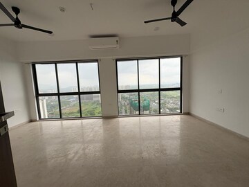 Room in 4 BHK Penthouse at Lodha Lakeshore Greens, Dombivli East – for Rent