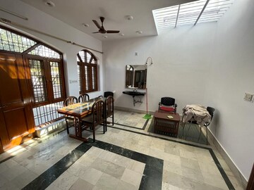 2 BHK Apartment For Sale in Gomti Nagar