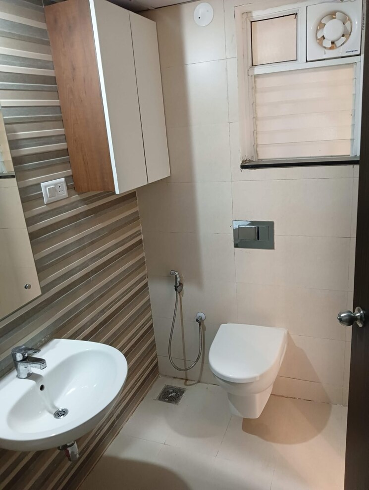 Bathroom, greenmark-mayfair-apartments 2 Bedroom 1263 Sq.Ft. Apartment In Tellapur Hyderabad 9750649