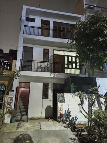 6 BHK Independent House For Sale in Sector 36 Greater Noida
