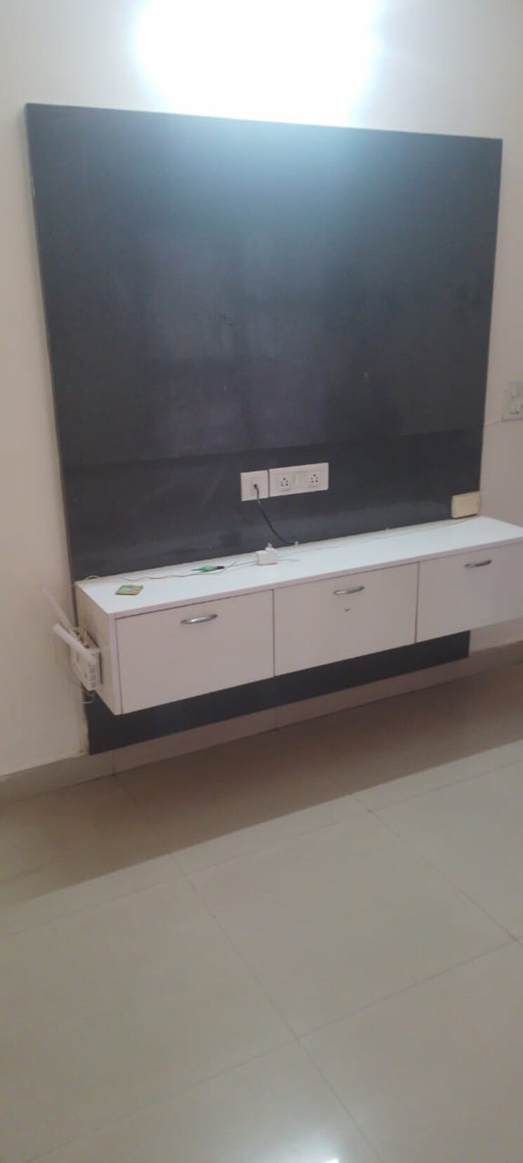 Cover Image, gardenia-golf-city 2 Bedroom 950 Sq.Ft. Apartment In Sector 75 Noida 9750678