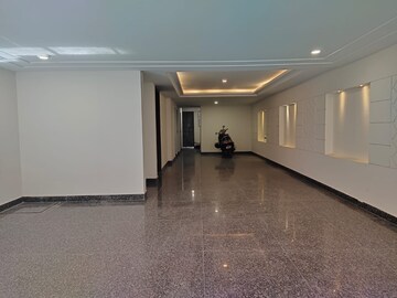 Room in 3 BHK Builder Floor at East Of Kailash – for Sale