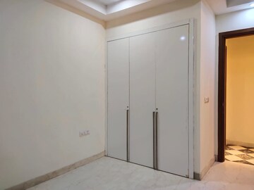 Building Lobby in 3 BHK Builder Floor at East Of Kailash – for Sale
