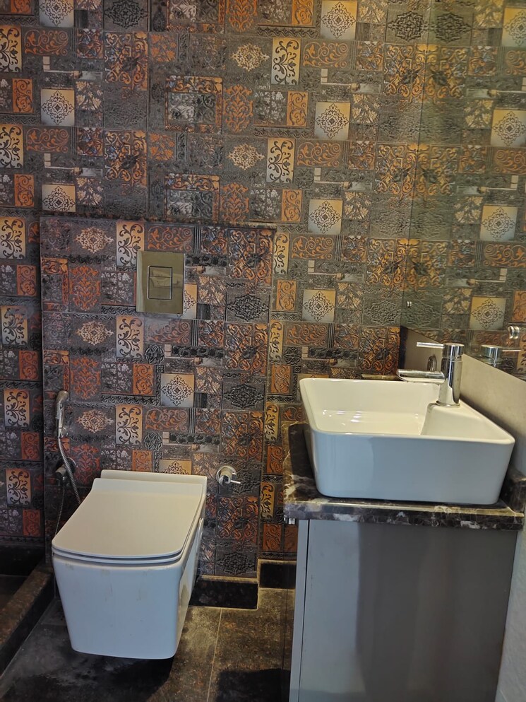 Master Bedroom, east of kailash 3 Bedroom 1200 Sq.Ft. Builder Floor In East Of Kailash Delhi 9750698