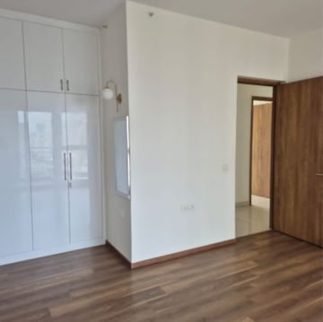 Room in 3.5 BHK Apartment at SNN Clermont, Veerannapalya – for Rent