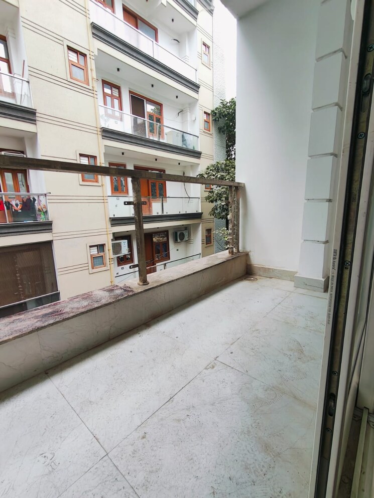 Balcony, saket 2 Bedroom 1000 Sq.Ft. Builder Floor In Saket Delhi 9750727