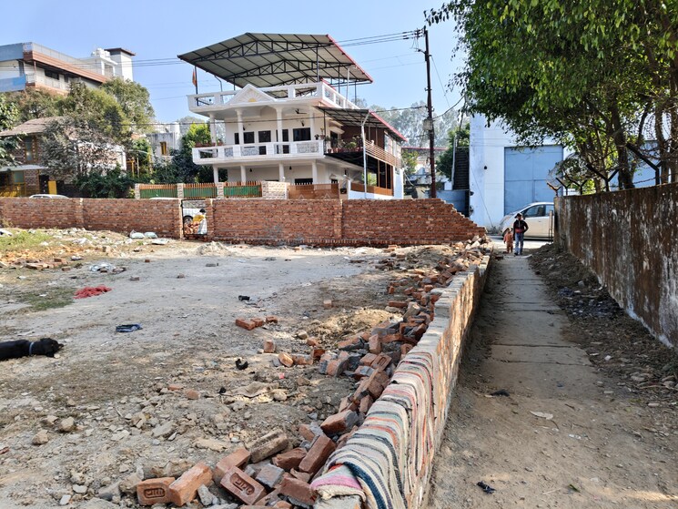 undefined, jakhan  3600 Sq.Ft. Plot In Jakhan Dehradun 9750720