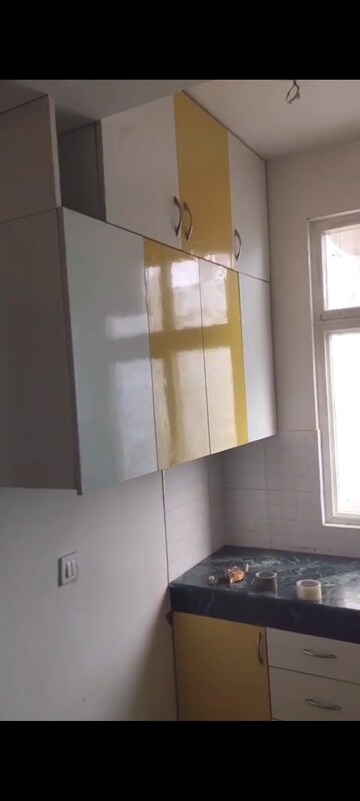 Room in 1 BHK Apartment at Shree Vardhman Green Court, Sector 90 – for Sale