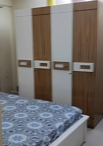 Bedroom in 2 BHK Apartment at Mulund East – for Sale