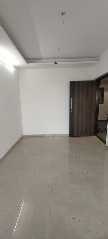 2 BHK Apartment For Rent in Jeevdani Oakwood, Nalasopara West