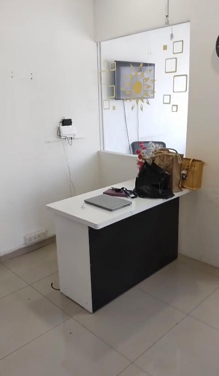 Team Area, suratwala-mark-plazzo Commercial Office Space 487 Sq.Ft. In Hinjewadi Pune 9750876