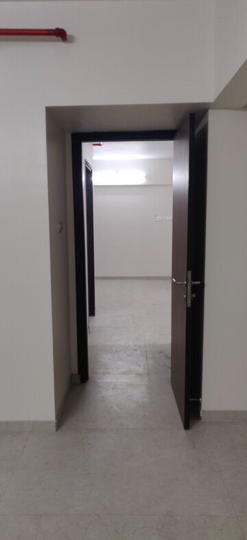 2 BHK Apartment For Rent in Runwal Eirene, Balkum Pada