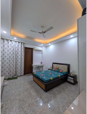 Bedroom in 3 BHK Builder Floor at Empire Floors, Sector 57 – for Rent