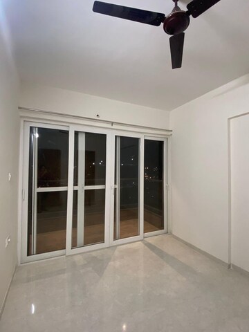 Room in 2 BHK Apartment at Majestique Marbella Phase 1, Kharadi – for Rent