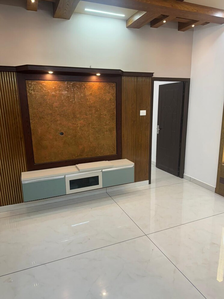 Hall, cheroor 5 Bedroom 2200 Sq.Ft. Independent House In Cheroor Thrissur 9750988