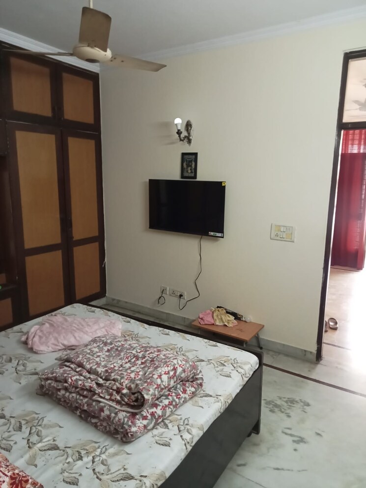 Bedroom, lajpat nagar 4 2 Bedroom 900 Sq.Ft. Builder Floor In Lajpat Nagar 4 Delhi 9751007