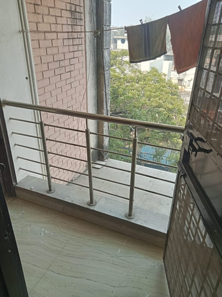 Balcony, lajpat nagar 4 2 Bedroom 900 Sq.Ft. Builder Floor In Lajpat Nagar 4 Delhi 9751007