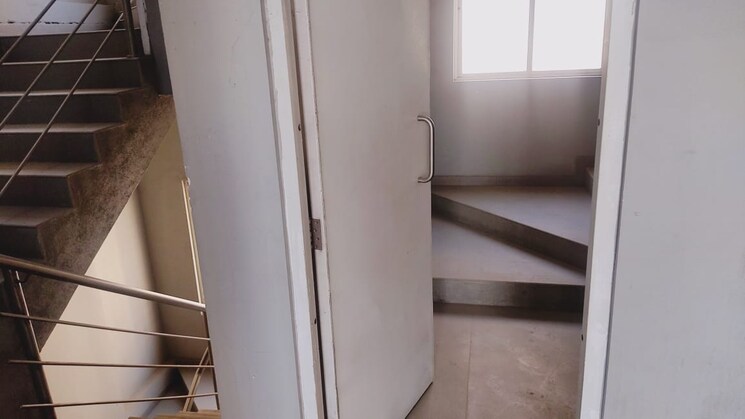 undefined, pimpri Commercial Office Space 3131 Sq.Ft. In Pimpri Pune 9751001